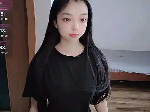 Snapshot of oblakitty_ chatting on 07/11/26, 12:57 oblakitty online show from 07/11/26, 12:57