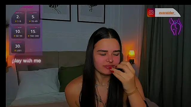 EvaRaider online show from 07/06/26, 03:03