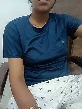 Snapshot of aushi_rajput chatting on 06/06/26, 08:08 aushi rajput online show from 06/06/26, 08:08