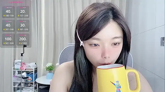 Snapshot of Puting_q chatting on 04/03/26, 05:38 Puting q online show from 04/03/26, 05:38
