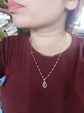 Snapshot of Sury_sexyy chatting on 06/07/26, 01:15 Sury sexyy online show from 06/07/26, 01:15