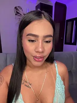 AlisonBeltran1 online show from 05/28/26, 05:27