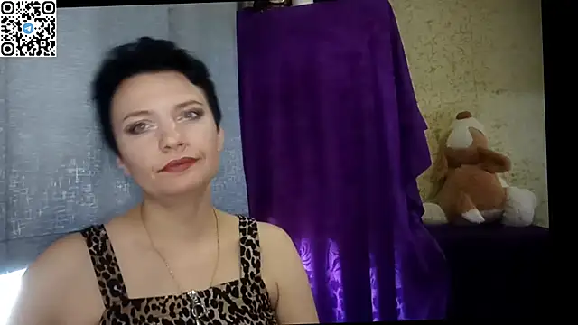 HotMamaQueen234 online show from 06/15/26, 07:32