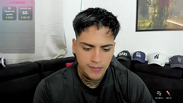 Snapshot of sweetlatinoboy chatting on 03/28/26, 12:05 sweetlatinoboy online show from 03/28/26, 12:05
