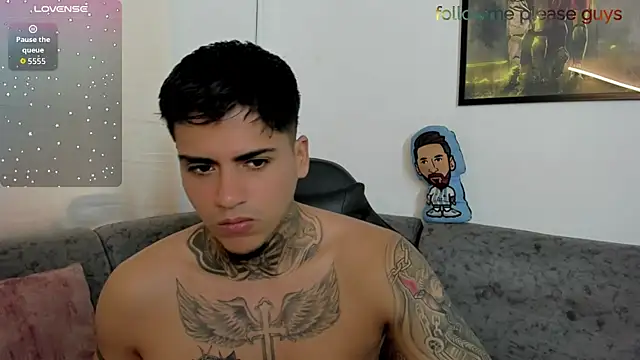 Snapshot of sweetlatinoboy chatting on 06/17/26, 01:12 sweetlatinoboy online show from 06/17/26, 01:12