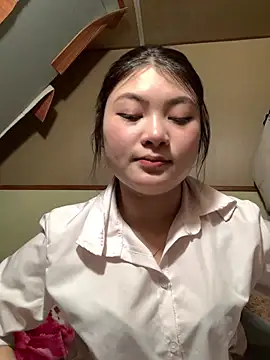 Snapshot of Yeahbaby-- chatting on 03/17/26, 04:54 Yeahbaby-- online show from 03/17/26, 04:54