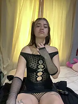 chloe evans0 online show from 07/12/26, 07:05