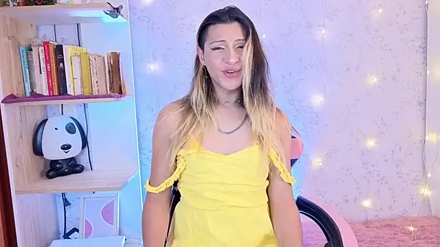  Alexaavandercloude online show from 07/10/26, 08:44