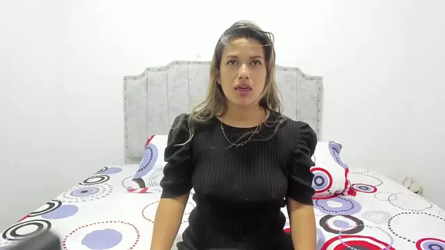 camila borbon  online show from 06/25/26, 01:04