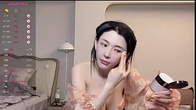 kiki-12 online show from 06/05/26, 07:14