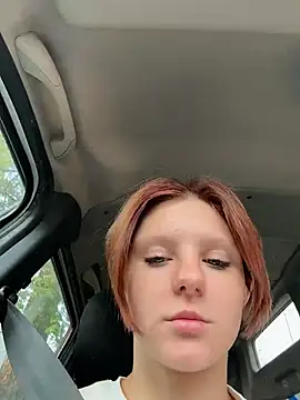 NinaParri online show from 06/18/26, 02:34