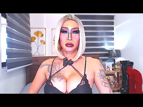 DominateMistressTania online show from 05/25/26, 12:16
