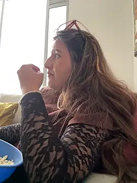 rafaella stefano online show from 06/15/26, 10:23