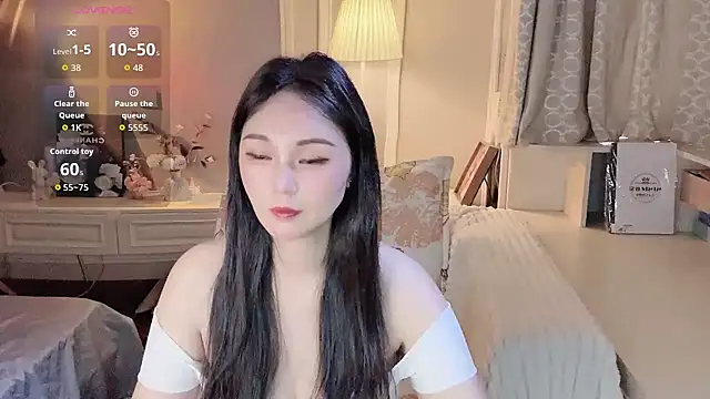 Snapshot of KCYE-CC chatting on 05/29/26, 04:21 KCYE-CC online show from 05/29/26, 04:21
