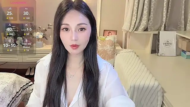 Snapshot of KCYE-CC chatting on 07/08/26, 03:44 KCYE-CC online show from 07/08/26, 03:44