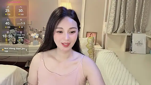 Snapshot of KCYE-CC chatting on 07/27/26, 06:20 KCYE-CC online show from 07/27/26, 06:20