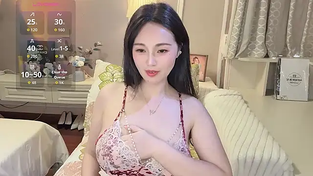 Snapshot of KCYE-CC chatting on 08/01/26, 04:12 KCYE-CC online show from 08/01/26, 04:12