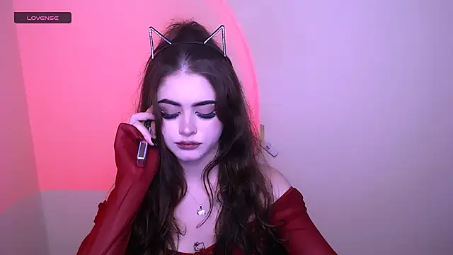  LunnaBelle  online show from 07/21/26, 10:12