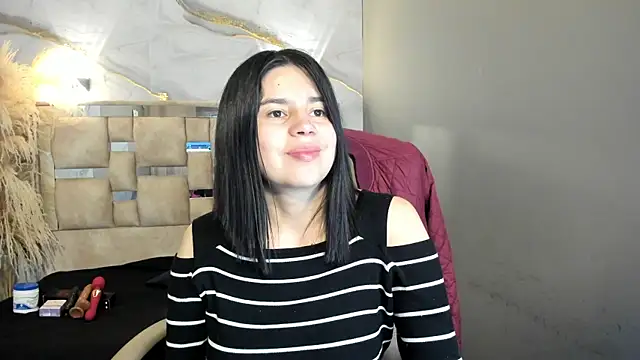 Snapshot of Cata_black chatting on 05/27/26, 12:35 Cata black online show from 05/27/26, 12:35