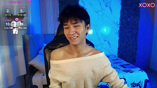 Snapshot of cococumps chatting on 05/30/26, 12:57 cococumps online show from 05/30/26, 12:57