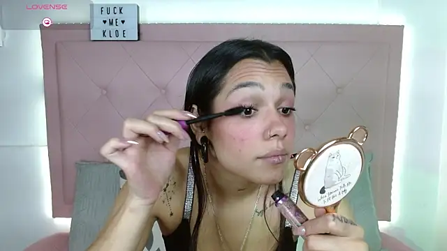 Snapshot of Kloe__watson chatting on 06/12/26, 09:46 Kloe watson online show from 06/12/26, 09:46
