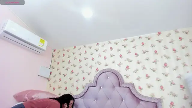 crystal watson0 online show from 06/23/26, 01:53