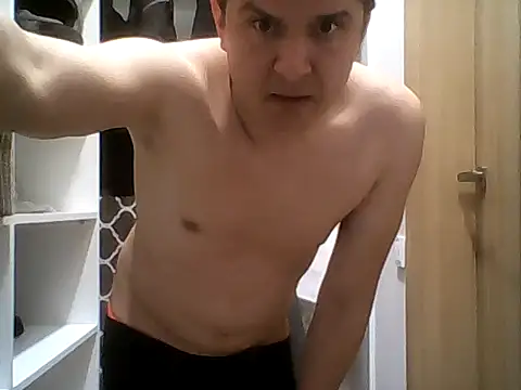Snapshot of nezinau34 chatting on 03/19/26, 06:23 nezinau34 online show from 03/19/26, 06:23