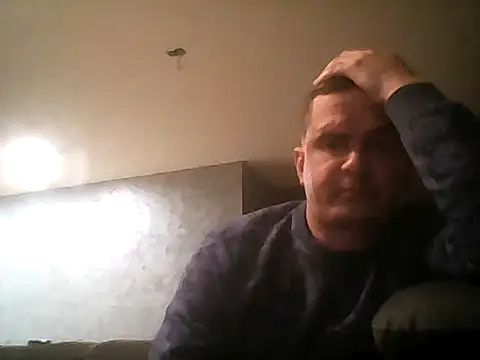 Snapshot of nezinau34 chatting on 03/26/26, 05:18 nezinau34 online show from 03/26/26, 05:18