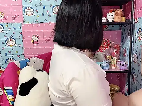 Nhanlu009 online show from 06/20/26, 11:02