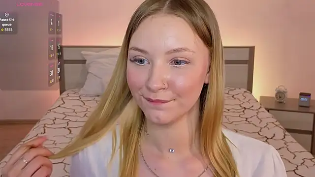 StaceyyJones online show from 06/03/26, 10:07