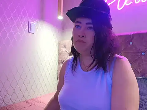 Snapshot of SamanthaSyedx chatting on 05/18/26, 04:07 SamanthaSyedx online show from 05/18/26, 04:07