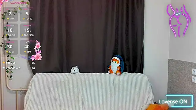 Snapshot of Emily_Nelsonn chatting on 04/18/26, 07:07 Emily Nelsonn online show from 04/18/26, 07:07