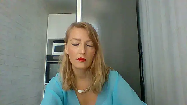 Snapshot of Satu8 chatting on 06/17/26, 09:56 Satu8 online show from 06/17/26, 09:56