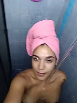 isabellahofmann online show from 06/06/26, 10:42