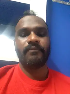 Snapshot of singletamilguy chatting on 03/25/26, 04:24 singletamilguy online show from 03/25/26, 04:24
