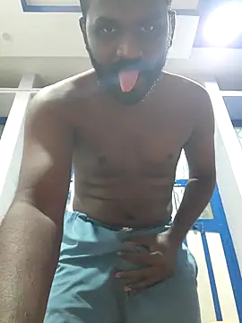 Snapshot of singletamilguy chatting on 04/04/26, 04:37 singletamilguy online show from 04/04/26, 04:37