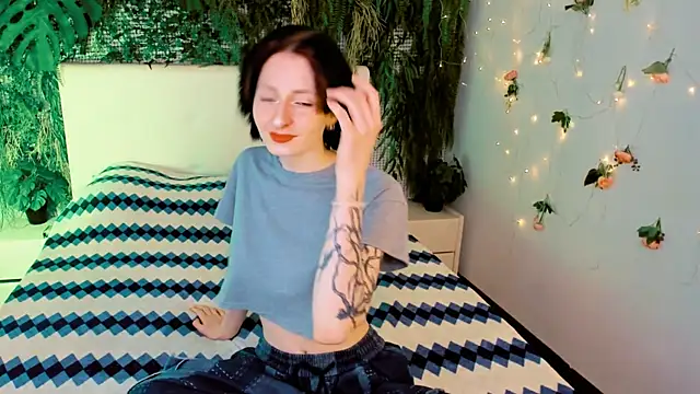Kira  Cutie online show from 07/05/26, 07:32