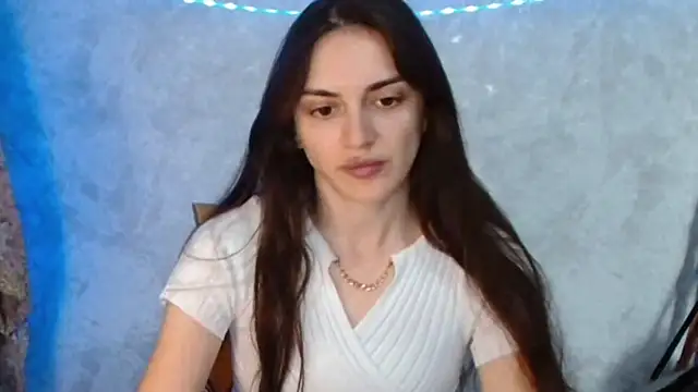 Snapshot of RoxiCherry chatting on 05/19/26, 07:15 RoxiCherry online show from 05/19/26, 07:15