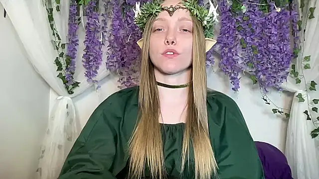 Snapshot of ElfGirlAna chatting on 03/27/26, 03:23 ElfGirlAna online show from 03/27/26, 03:23