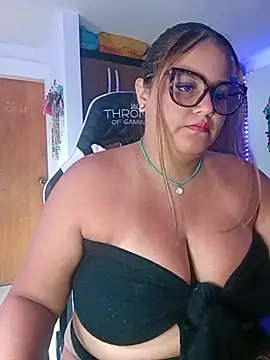 Bonny rousse01 online show from 06/02/26, 12:40