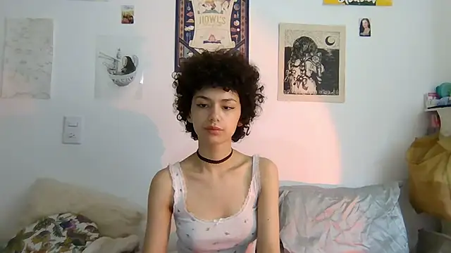 Snapshot of Tabitta_ chatting on 03/27/26, 05:45 Tabitta online show from 03/27/26, 05:45