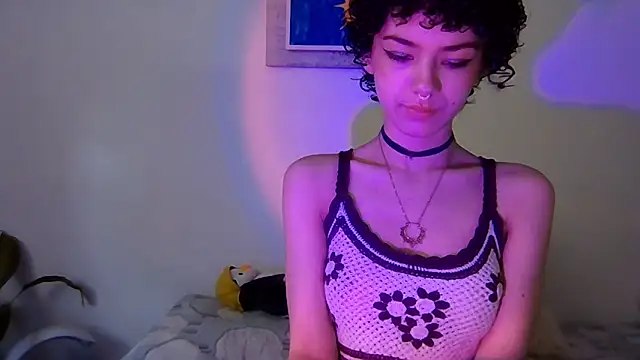 Snapshot of Tabitta_ chatting on 05/18/26, 06:25 Tabitta online show from 05/18/26, 06:25