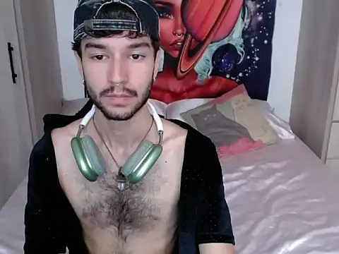 Snapshot of Adrien_polo chatting on 06/04/26, 09:21 Adrien polo online show from 06/04/26, 09:21