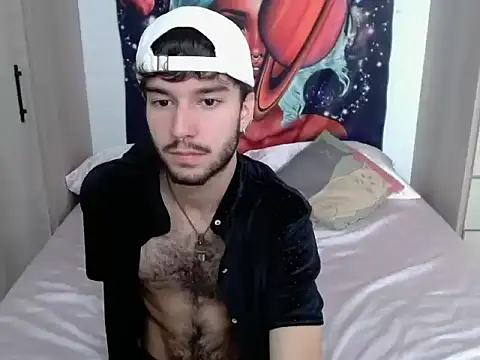 Snapshot of Adrien_polo chatting on 06/10/26, 09:14 Adrien polo online show from 06/10/26, 09:14
