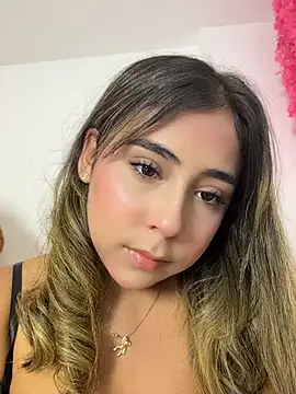 MelodyRey   online show from 06/13/26, 11:57