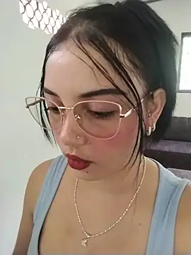 veleria allurin online show from 07/15/26, 06:46