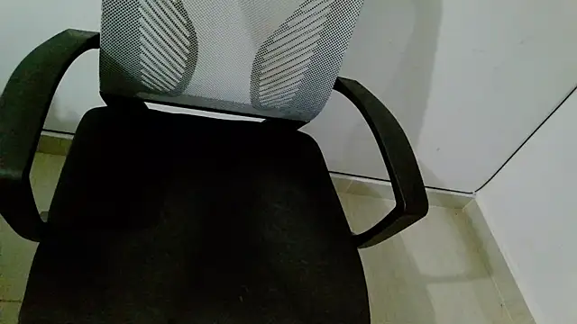 srghost333 online show from 07/11/26, 03:42