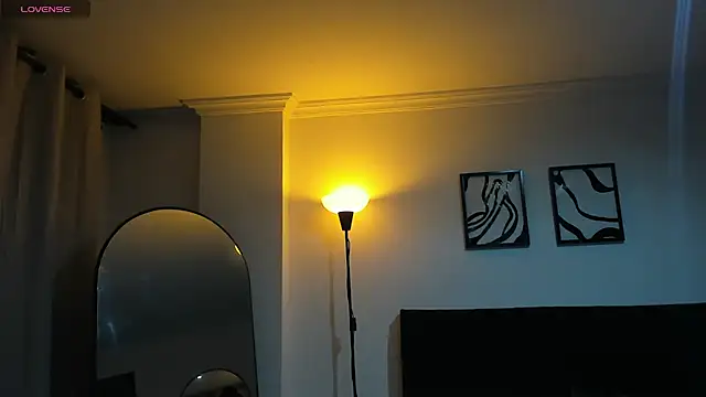 mai evans online show from 07/24/26, 01:14