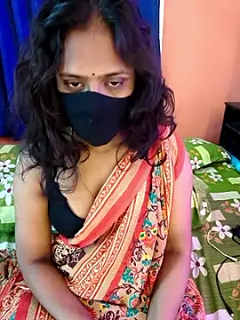 Snapshot of Lena_mahiyaa chatting on 05/18/26, 04:07 Lena mahiyaa online show from 05/18/26, 04:07