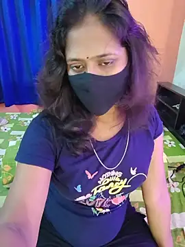 Snapshot of Lena_mahiyaa chatting on 05/21/26, 10:44 Lena mahiyaa online show from 05/21/26, 10:44